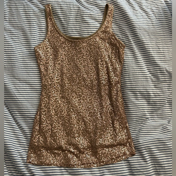 Gold sequin tank top size small - Picture 4 of 4